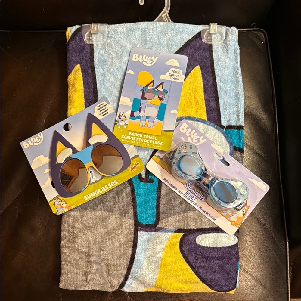 Beach/pool kids bluey 3 piece bundle